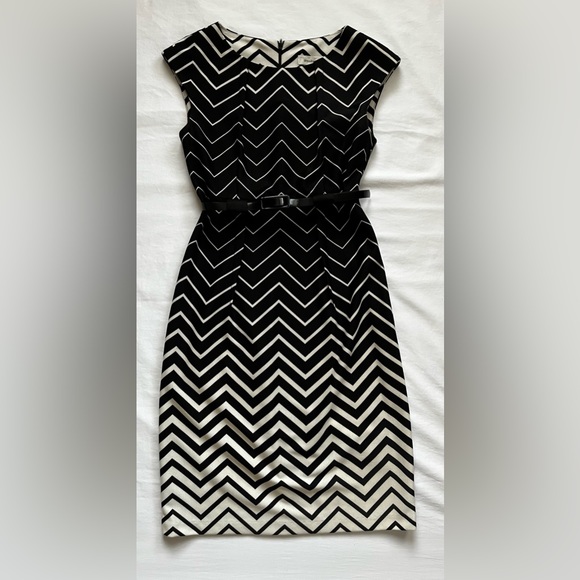 dressbarn Dresses & Skirts - Black and White Sleeveless Sheath Midi Dress